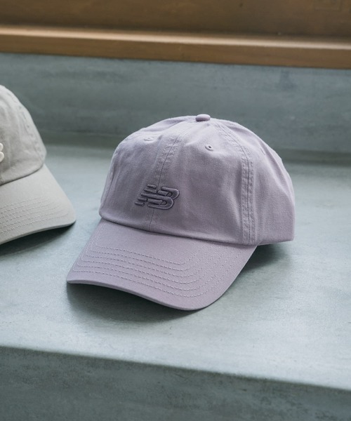 NEW BALANCE(ニューバランス)の「NEW BALANCE カーブドブリムNBキャップ(キャップ・レディース・ホワイト/ピンク/ベージュ・FREE)」の3枚目の写真
