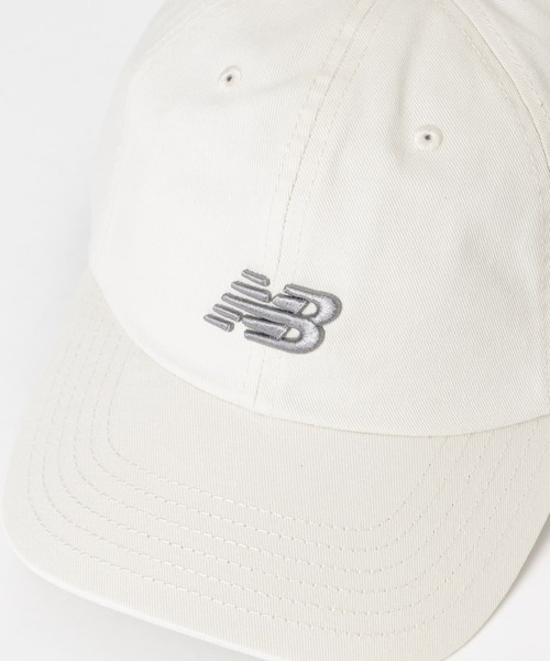 NEW BALANCE(ニューバランス)の「NEW BALANCE カーブドブリムNBキャップ(キャップ・レディース・ホワイト/ピンク/ベージュ・FREE)」の16枚目の写真