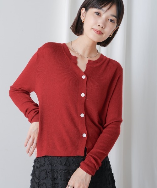 Bou Jeloud(ブージュルード)の「ソフトタッチキーネックカーデ(カーディガン/ボレロ・レディース・ブラック/ベージュ/グレー/レッド・FREE)」の4枚目の写真