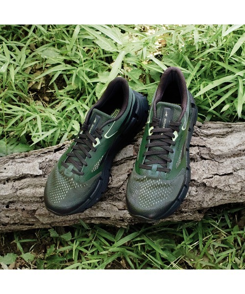 Reebok(リーボック)の「フロートジグ アドベンチャー 1 / FLOATZIG ADVENTURE 1(スニーカー・メンズ・ベージュ/ブラック/ブラック×グレー/グリーン・25.5cm/26.0cm/26.5cm/27.0cm/27.5cm/28.0cm/28.5cm/29.0cm/25.0cm)」の7枚目の写真