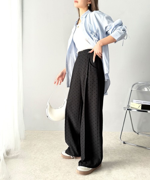 classicalelf（クラシカルエルフ）の「洗練された大人カワイイスタイル。フロッキードットワイドパンツ（セットアップ可能）（スラックス・レディース・チャコール/ブラック・X-LARGE/SMALL/MEDIUM/LARGE）」の18枚目の写真