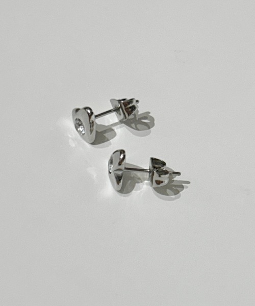 ciite' surgical stainless(シーテサージカルステンレス)の「【 金属アレルギー対応 】 ハートフルピアス サージカルステンレス (ピアス(両耳用)・レディース・シルバー/ゴールド・FREE)」の8枚目の写真