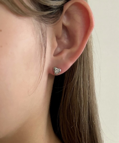ciite' surgical stainless(シーテサージカルステンレス)の「【 金属アレルギー対応 】 ハートフルピアス サージカルステンレス (ピアス(両耳用)・レディース・シルバー/ゴールド・FREE)」の12枚目の写真