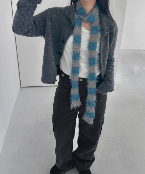 ARCHIVER(アーカイバ)の「【Bz】スキニーロングニットスカーフ/ロングタイ/細マフラー(MA)(マフラー・レディース・ブラック/ブルー/ブラウン/ホワイト・FREE)」の7枚目の写真