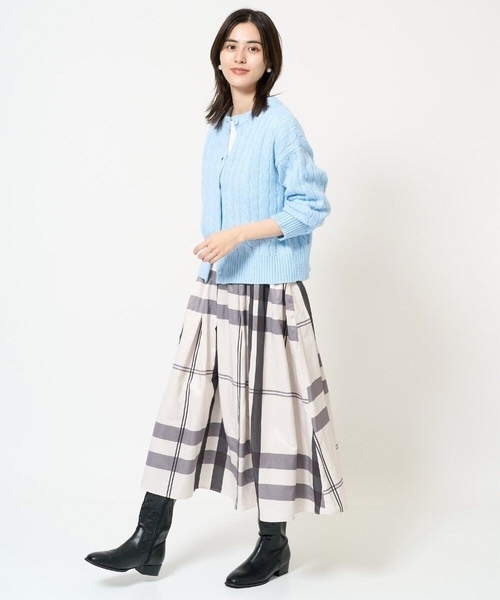 a.v.v（アーヴェヴェ）の「2WAY アラン柄ニットカーディガン（カーディガン/ボレロ・レディース・グレー/ダークインディゴブルー/ベージュ・34/36/38/42/40）」の8枚目の写真