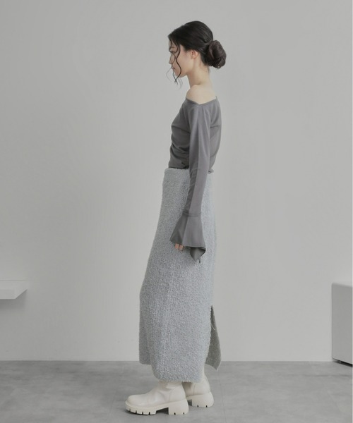 Olu.（オルドット）の「ドレープフレアスリーブカットソー（Tシャツ/カットソー・レディース・チャコールグレー/ホワイト・FREE）」の4枚目の写真