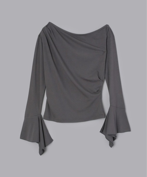Olu.（オルドット）の「ドレープフレアスリーブカットソー（Tシャツ/カットソー・レディース・チャコールグレー/ホワイト・FREE）」の7枚目の写真