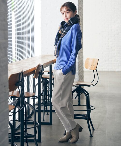 ikka(イッカ)の「GOKU楽フェイクスエードテーパードパンツ(その他パンツ・レディース・モカ/ベージュ/ブラック・L/M/S)」の22枚目の写真