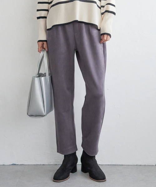 ikka(イッカ)の「GOKU楽フェイクスエードテーパードパンツ(その他パンツ・レディース・モカ/ベージュ/ブラック・L/M/S)」の12枚目の写真