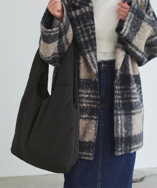 titivate(ティティベイト)の「撥水中綿トートバッグ(トートバッグ・レディース・ブラック/ライトグリーン/アイボリー/ラベンダー・FREE)」の22枚目の写真