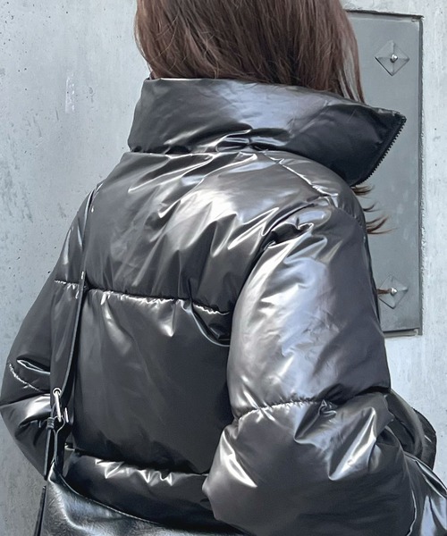 Futier land（フューティアランド）の「メタリック中綿パッファー/フェイクダウン（ブルゾン・レディース・ブラック/シルバー・MEDIUM）」の21枚目の写真
