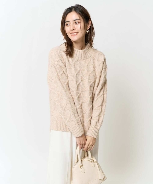 a.v.v(アーヴェヴェ)の「ふわふわ地柄ハイネックニット(ニット/セーター・レディース・ベージュ/ライラック・40/38/42/36/34)」の15枚目の写真