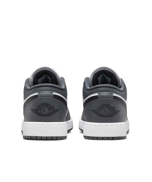 JORDAN BRAND（ジョーダンブランド）の「《親子コーデ対応商品》エア ジョーダン 1 LOW ジュニアシューズ / Air Jordan 1 Low Big Kids' Shoes 553560-152 White（スニーカー・キッズ・ホワイト系3・22.5/23/23.5/24/24.5/25）」の6枚目の写真