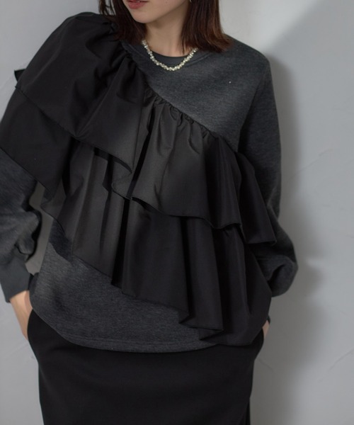 each（イーチ）の「裏起毛アシメティアードフリルスウェット（スウェット・レディース・ネイビー/ブラック/グレー・FREE）」の2枚目の写真