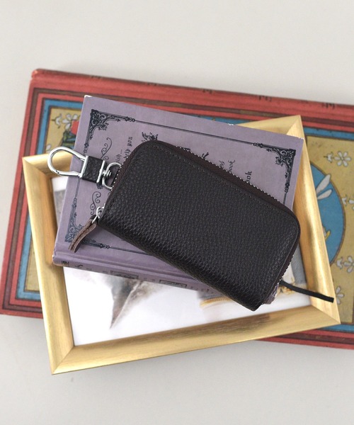 styiro（スタイロ）の「10色から選べる！牛革キーケース/フック付き（キーケース/キーアクセサリー・レディース・ブラック/ピンク系その他/グレー/クリーム/フューシャピンク/グリーン系その他/ネイビー/ライトパープル/ブラウン/ピンク・FREE）」の4枚目の写真