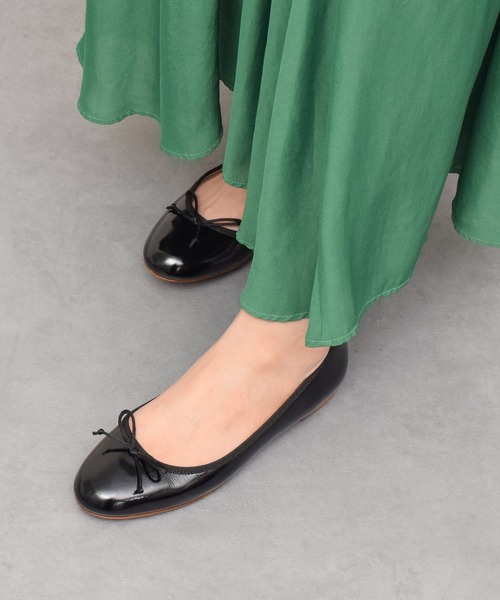 FABIO RUSCONI(ファビオルスコーニ)の「【FABIO RUSCONI】ラウンドトウベーシックバレエシューズ(F51519)(バレエシューズ・レディース・シルバー/ブラック系その他・39/38/37/36/35)」の2枚目の写真