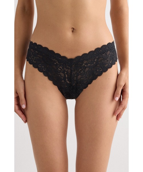 Intimissimi(インティミッシミ)の「エイティーズスタイル レース ブラジリアン【脚長効果 レース】(ショーツ・レディース・ブラック/キナリ・L/M/S)」の1枚目の写真