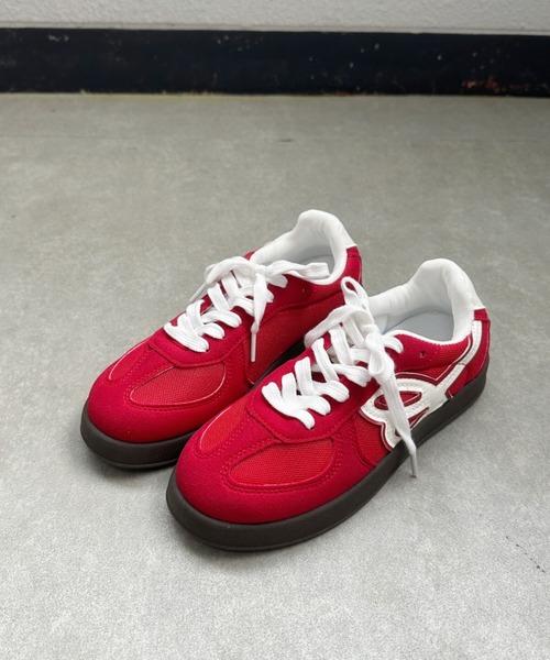 Teem Store(チームストア)の「バイカラートレーナースニーカー(スニーカー・レディース・ホワイト/ネイビー/レッド・L/M/S)」の12枚目の写真