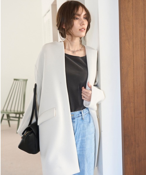 Mila Owen（ミラオーウェン）の「ノーカラーフラップポケット付きポンチコート（ノーカラーコート・レディース・グリーン/ダークネイビー/アイボリー・1/0）」の21枚目の写真