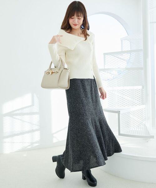 MAJESTIC LEGON(マジェスティックレゴン)の「ツイードマーメイドロングスカート(スカート・レディース・ブラック/グレー/アイボリー・SMALL/MEDIUM/X-SMALL)」の22枚目の写真