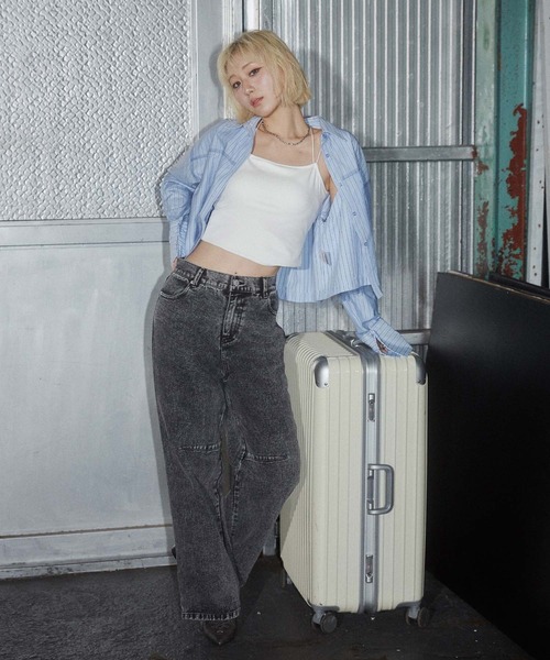 ENVYM(アンビー)の「ルーズシルエットデニムパンツ(デニムパンツ・レディース・ブラック/ブルー/ピンク・MEDIUM/SMALL)」の9枚目の写真
