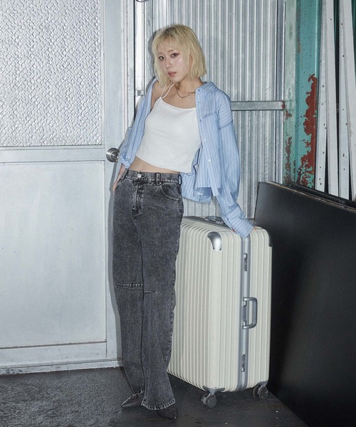 ENVYM(アンビー)の「ルーズシルエットデニムパンツ(デニムパンツ・レディース・ブラック/ブルー/ピンク・MEDIUM/SMALL)」の12枚目の写真