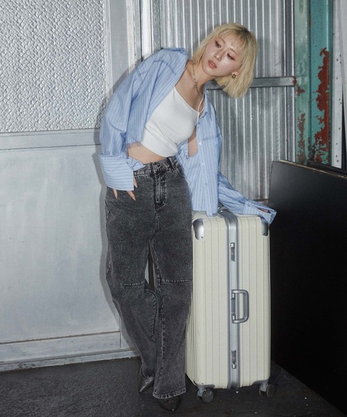 ENVYM(アンビー)の「ルーズシルエットデニムパンツ(デニムパンツ・レディース・ブラック/ブルー/ピンク・MEDIUM/SMALL)」の4枚目の写真