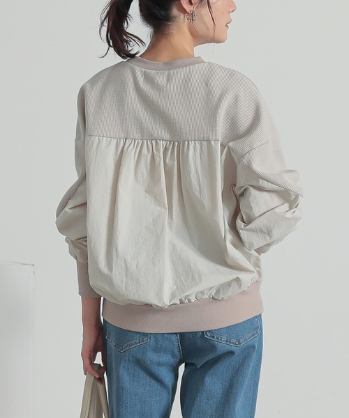 n'OrLABEL(ノアールレーベル)の「異素材切り替えプルオーバー(Tシャツ/カットソー・レディース・ブルー/チャコール/アイボリー・2/1)」の6枚目の写真