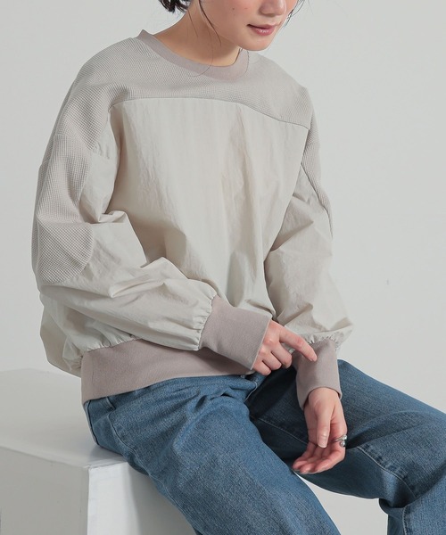 n'OrLABEL(ノアールレーベル)の「異素材切り替えプルオーバー(Tシャツ/カットソー・レディース・ブルー/チャコール/アイボリー・2/1)」の4枚目の写真