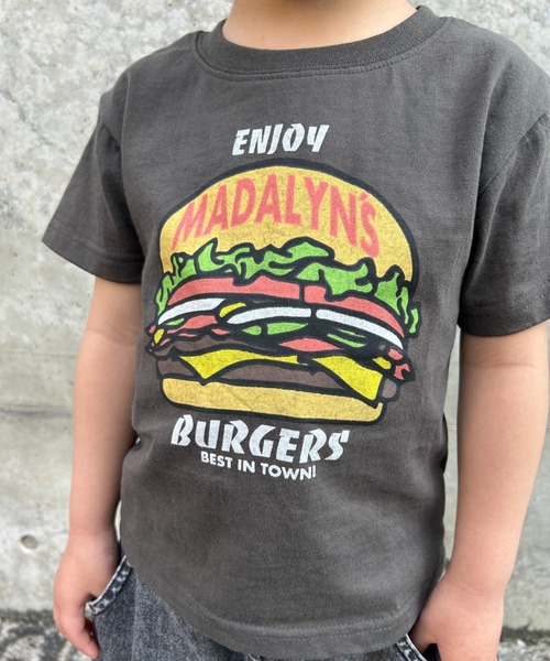 Crescent(クレッセント)の「ジャンクフードプリント半袖Tシャツ(Tシャツ/カットソー・キッズ・イエロー/ラベンダー/スミクロ/ホワイト・130/120/110/100/90/80)」の3枚目の写真