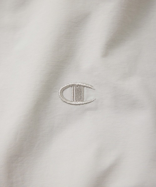 Champion(チャンピオン)の「【Champion/チャンピオン】直営限定コレクション メンズ フーデッドアノラックジャケット(その他アウター・メンズ・その他35/アイボリー系/ブラック/ライトグレー・SMALL/MEDIUM/LARGE/X-LARGE)」の6枚目の写真