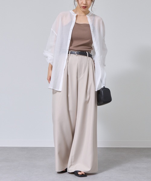 COLONY 2139（コロニートゥーワンスリーナイン）の「シアーバンドカラー長袖シャツ（シャツ/ブラウス・レディース・ブラック/サックスブルー/ホワイト/ライトグレー/ブラウン/モスグリーン・FREE）」の14枚目の写真