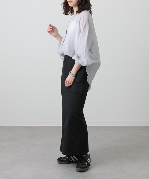 COLONY 2139（コロニートゥーワンスリーナイン）の「シアーバンドカラー長袖シャツ（シャツ/ブラウス・レディース・ブラック/サックスブルー/ホワイト/ライトグレー/ブラウン/モスグリーン・FREE）」の8枚目の写真