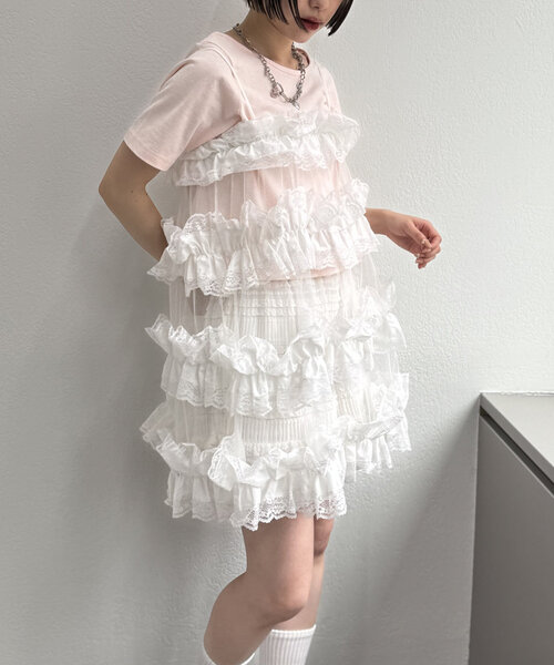 w closet（ダブルクローゼット）の「レースティアードキャミ（ワンピース・レディース・オフホワイト/ブラック・FREE）」の6枚目の写真