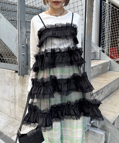 w closet（ダブルクローゼット）の「レースティアードキャミ（ワンピース・レディース・オフホワイト/ブラック・FREE）」の22枚目の写真