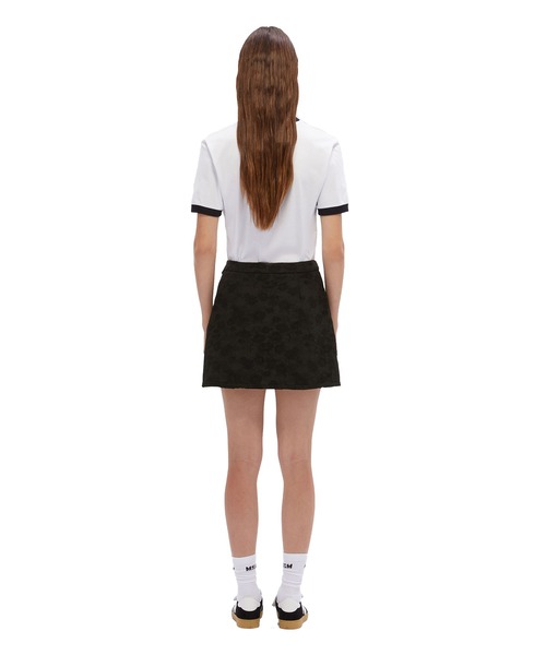 MSGM(エムエスジーエム)の「フローラル スラブジャガード ミニスカート(スカート・レディース・ブラック・40)」の3枚目の写真