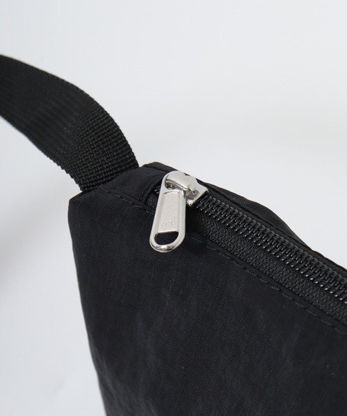 THRASHER(スラッシャー)の「THRASHER ゴンズデザインナイロンミニショルダーバッグ(ショルダーバッグ・メンズ・ブラック×ホワイト/ブルー系その他/グレー系その他・FREE)」の11枚目の写真