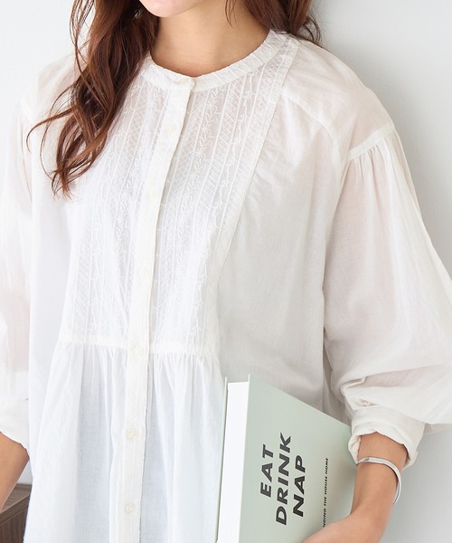 Viola e Viola（ヴィオラエヴィオラ）の「【インド綿】ブザム刺繍前開きブラウス（シャツ/ブラウス・レディース・ブラック/グリーン/ホワイト・ML）」の8枚目の写真