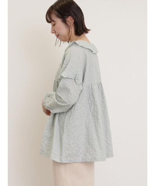 Samansa Mos2（サマンサ モスモス）の「襟フリルVネックチュニック（シャツ/ブラウス・レディース・ブラック/オフホワイト/ミント/イエロー・F）」の16枚目の写真