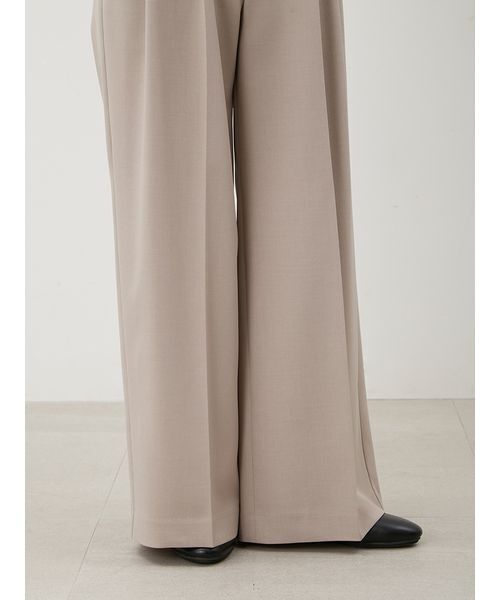Mila Owen（ミラオーウェン）の「後ろウエストゴム2タックワイドパンツ