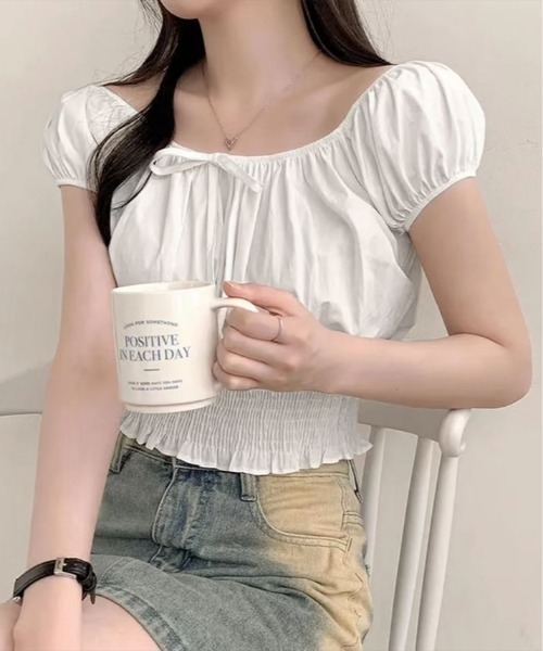kirakiraShop(キラキラショップ)の「シャーリング オフショルダー ブラウス 半袖(シャツ/ブラウス・レディース・ブラック/ホワイト/チェック・FREE)」の9枚目の写真