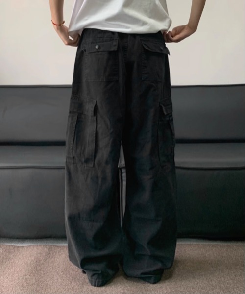 NOWLE（ノウル）の「【NOWLE】ヴィンテージライク ルーズフィット カーゴパンツ（カーゴパンツ・メンズ・グレー/ブラック/ブラウン・SMALL/X-LARGE/LARGE/MEDIUM）」の7枚目の写真