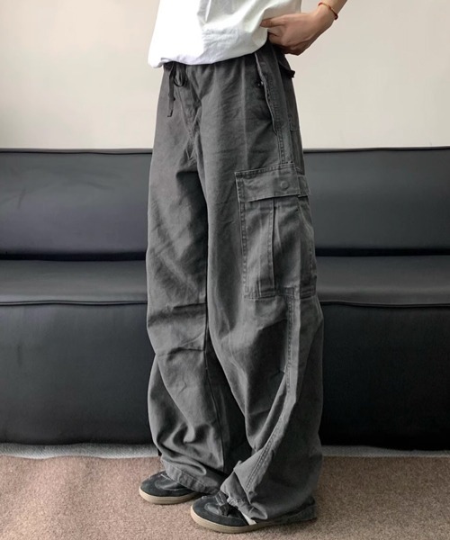 NOWLE（ノウル）の「【NOWLE】ヴィンテージライク ルーズフィット カーゴパンツ（カーゴパンツ・メンズ・グレー/ブラック/ブラウン・SMALL/X-LARGE/LARGE/MEDIUM）」の14枚目の写真