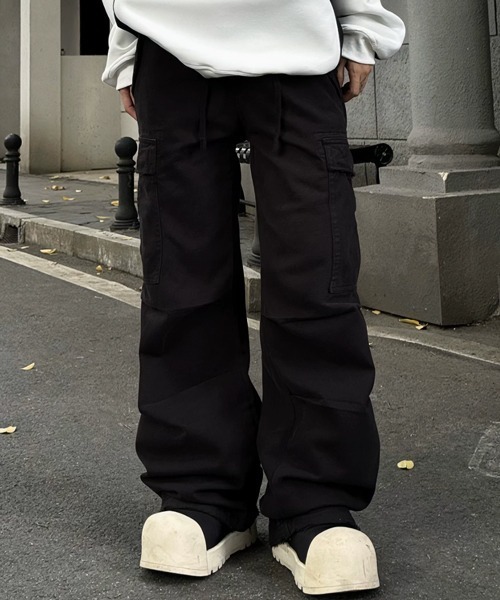 NOWLE（ノウル）の「【NOWLE】ヴィンテージライク ルーズフィット カーゴパンツ（カーゴパンツ・メンズ・グレー/ブラック/ブラウン・SMALL/X-LARGE/LARGE/MEDIUM）」の8枚目の写真