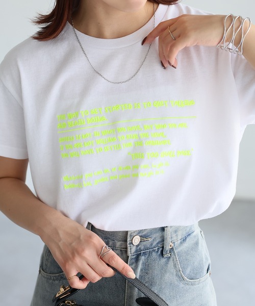 Riberry(リベリー)の「手書き風ロゴ刺繍デザインTシャツ(Tシャツ/カットソー・レディース・オートミール/ピンク/オフホワイト/チャコールグレー/杢グレー・FREE)」の8枚目の写真