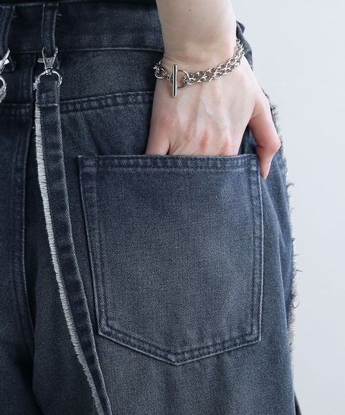 SOCCE(ソーシー)の「ハイウエストワイドフリンジサスペンダーデニム(デニムパンツ・メンズ・ブルー/ダークグレー・M/S/XL/L)」の17枚目の写真