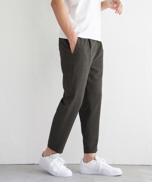 ikka（イッカ）の「【イージーケア／セットアップ対応】Reflax(R) リラックスイージーアンクルパンツ（その他パンツ・メンズ・グリーン/ダークネイビー/ベージュ/チャコールグレー・S/M/L/XL）」の8枚目の写真