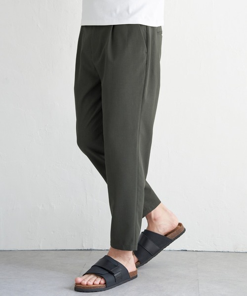 ikka（イッカ）の「【イージーケア／セットアップ対応】Reflax(R) リラックスイージーアンクルパンツ（その他パンツ・メンズ・グリーン/ダークネイビー/ベージュ/チャコールグレー・S/M/L/XL）」の21枚目の写真