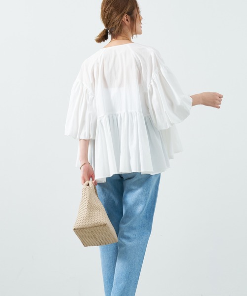 MICA&DEAL（マイカ＆ディール）の「ペプラムボリュームシャツブルゾン（ブルゾン・レディース・ブラック/オフホワイト/ベージュ・FREE）」の7枚目の写真