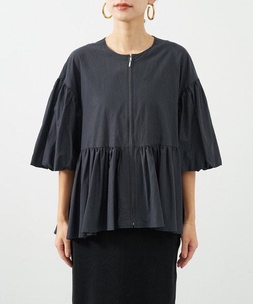 MICA&DEAL（マイカ＆ディール）の「ペプラムボリュームシャツブルゾン（ブルゾン・レディース・ブラック/オフホワイト/ベージュ・FREE）」の13枚目の写真